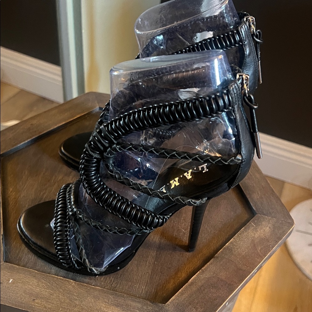 L.A.M.B., size 6.5, Black Woven Strappy Heels - Picture 8 of 8